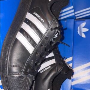 Adidas Superstar